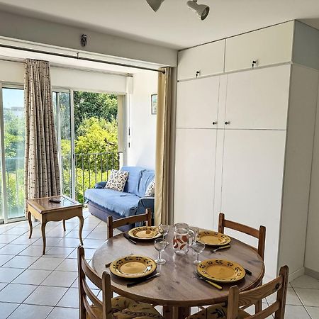 Apartment Les Roses Lauriers By Interhome Le Lavandou Exterior photo